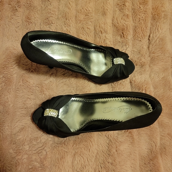 Michaelangelo Diana Peep Toe High Heels - Picture 3 of 11